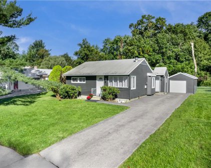 778 Locksley Road, Yorktown