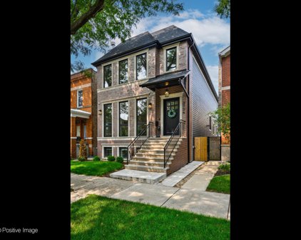 3726 N Bell Avenue, Chicago
