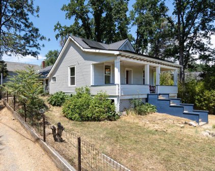 811 High Street, Placerville