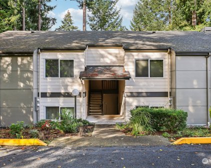 31500 33rd Place SW Unit #U102, Federal Way