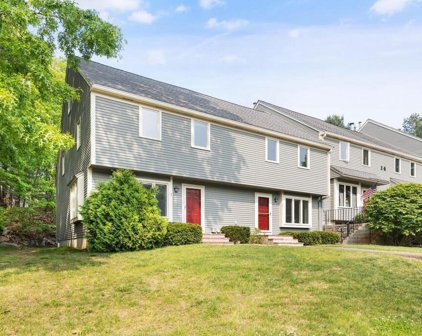 14 Deer Path Unit 2, Maynard