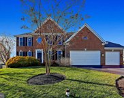 1904 Gallant Knight Ln, Mount Airy image